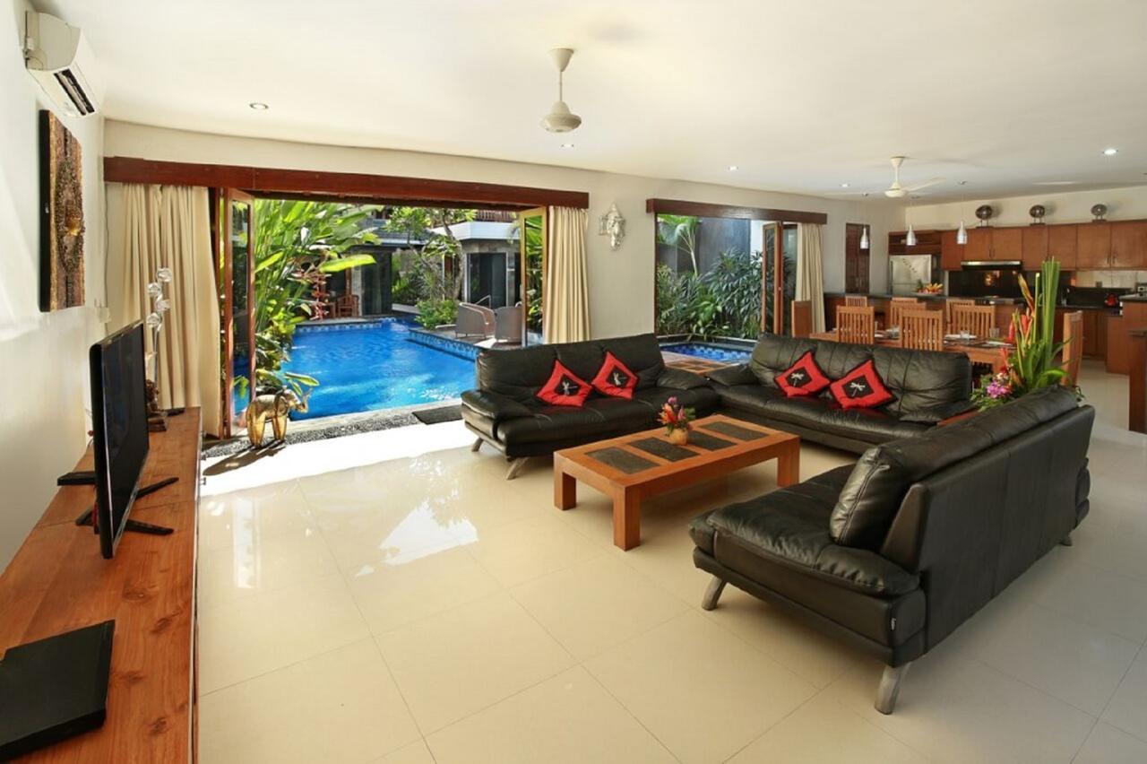 Villa Blue Семиняк Екстериор снимка